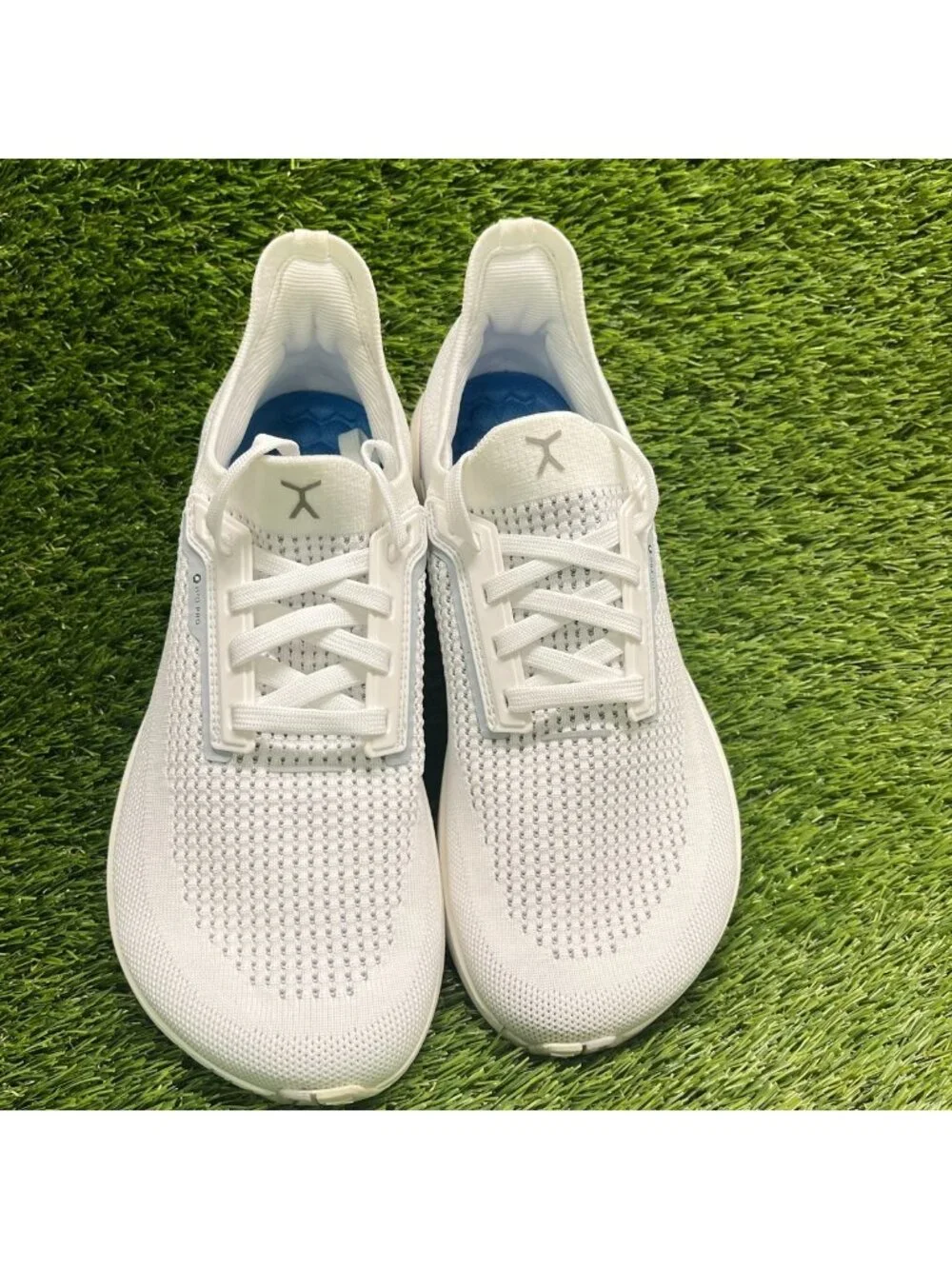 Flux Adapt Runner H2O Pro White Womens Size 8.5 Womens 7 Athletic Shoes Sneakers